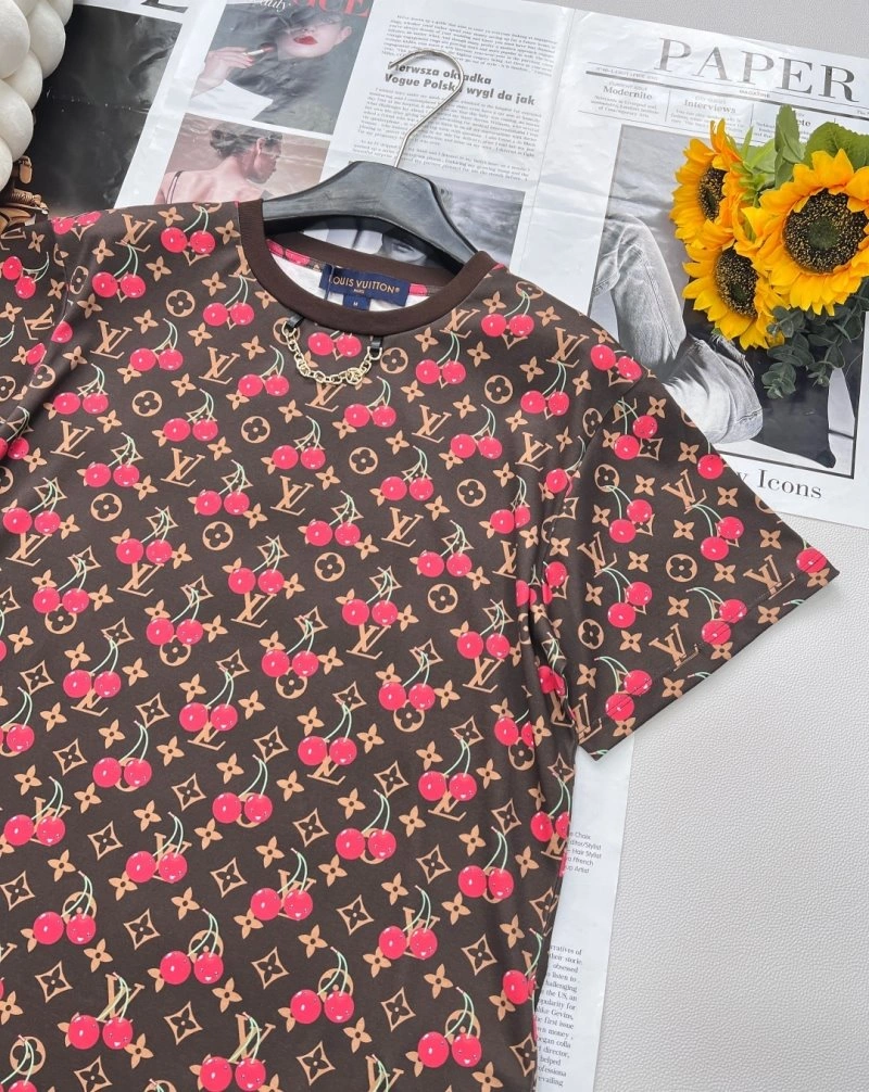 Popular Louis Vuitton T-Shirts 130529