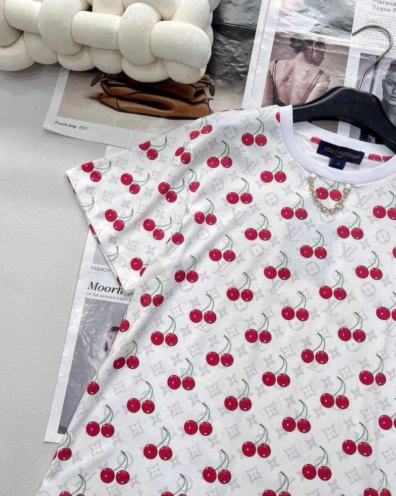 Modern Louis Vuitton T-Shirts 130528