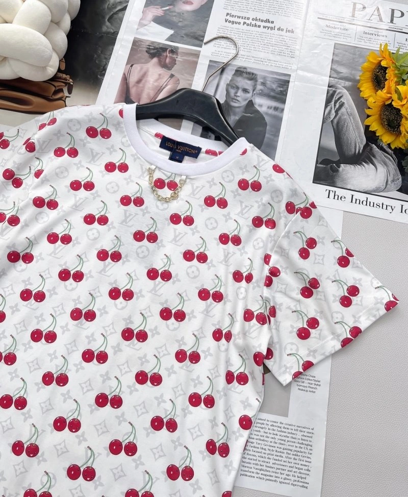 Modern Louis Vuitton T-Shirts 130528