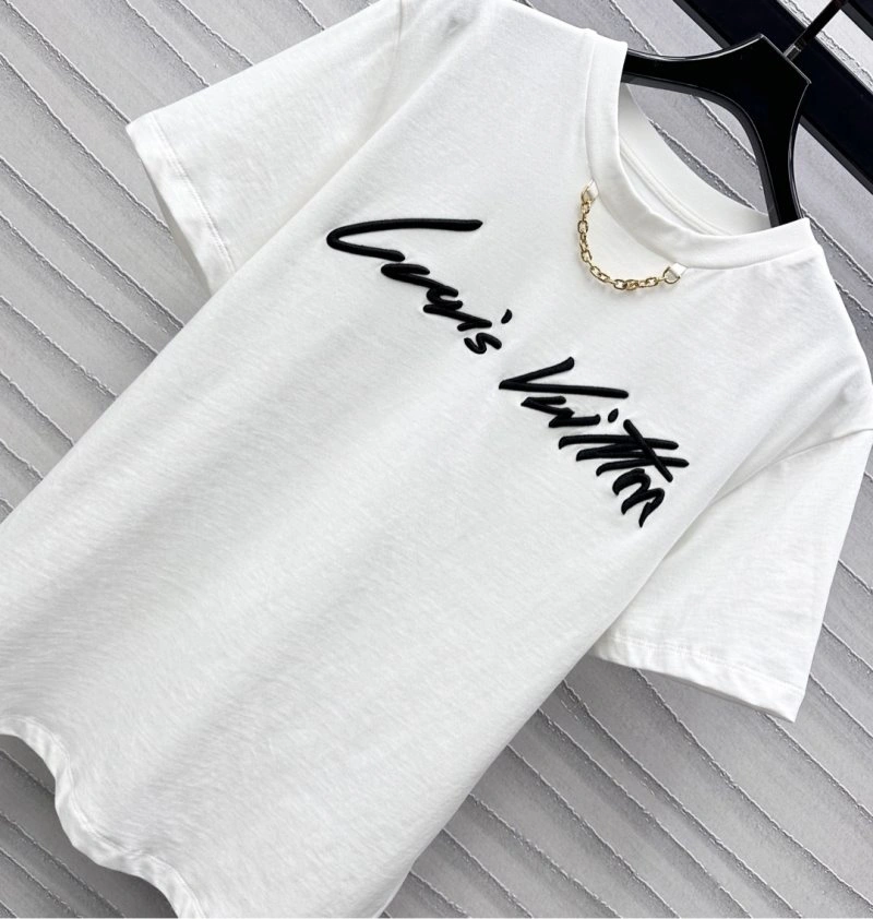 Snug Louis Vuitton T-Shirts 130526