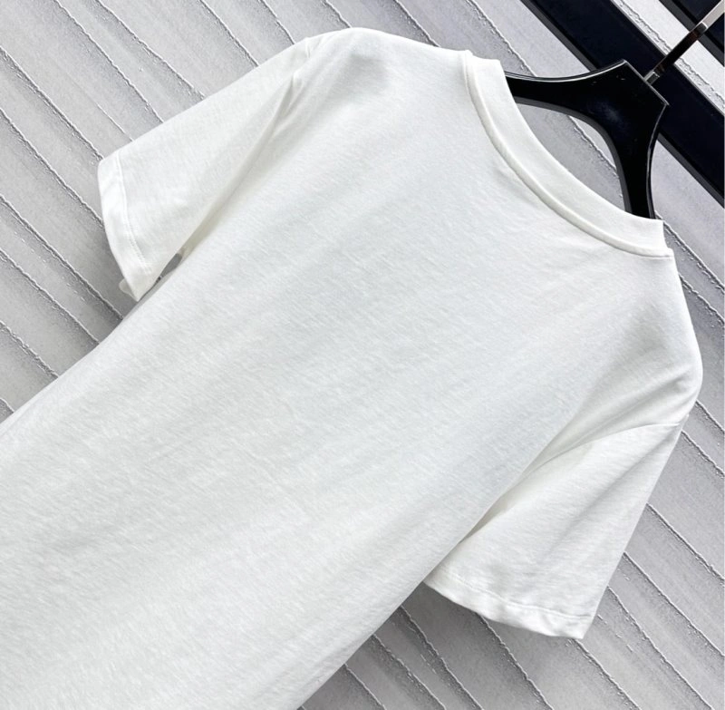 Snug Louis Vuitton T-Shirts 130526