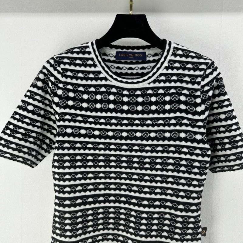 Louis Vuitton T-Shirts Elegant 130530