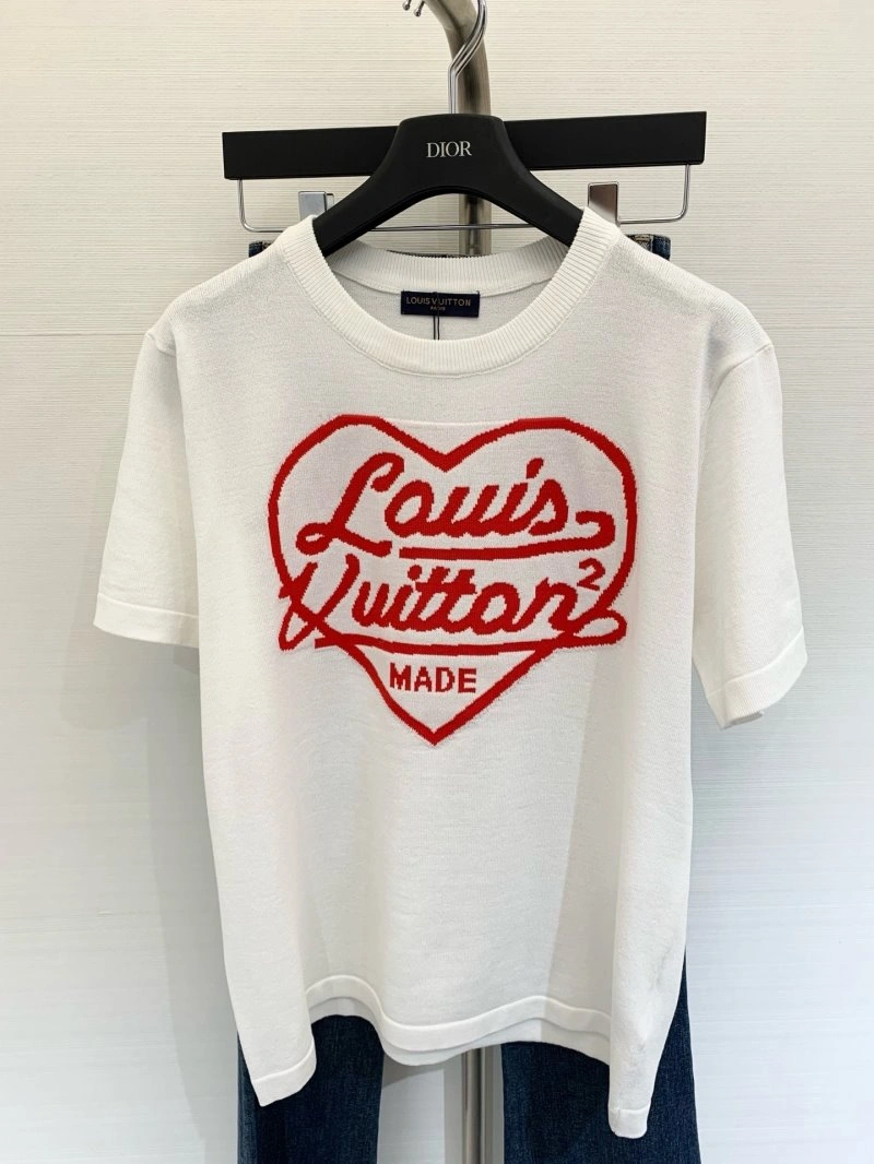 Louis Vuitton T-Shirts Lightweight 130510