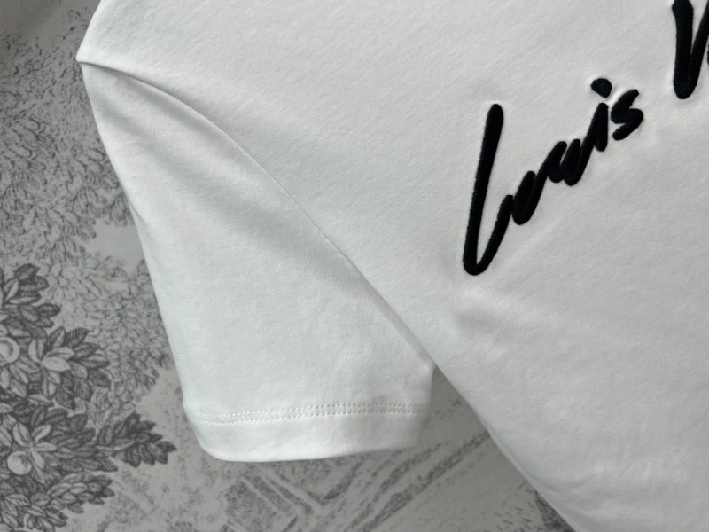Packable Louis Vuitton T-Shirts 130508