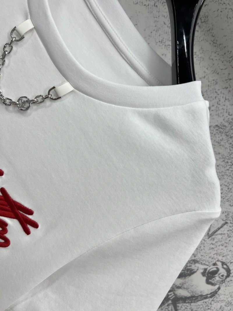 Resilient Louis Vuitton T-Shirts 130503