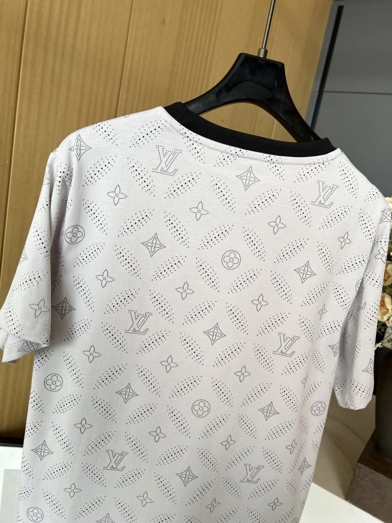 Louis Vuitton T-Shirts OdorResistant 130512