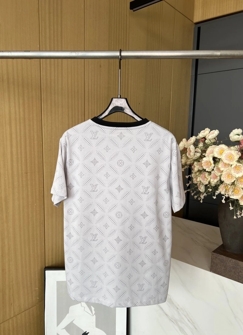 Louis Vuitton T-Shirts OdorResistant 130512