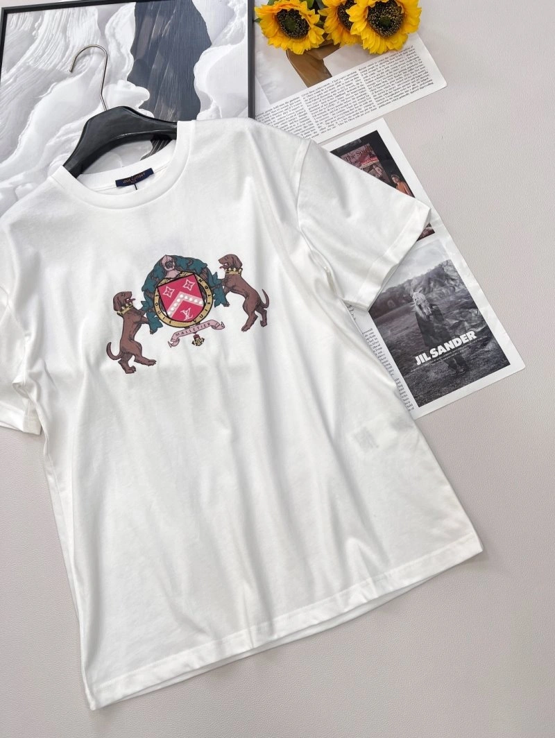 Compact Louis Vuitton T-Shirts 130500