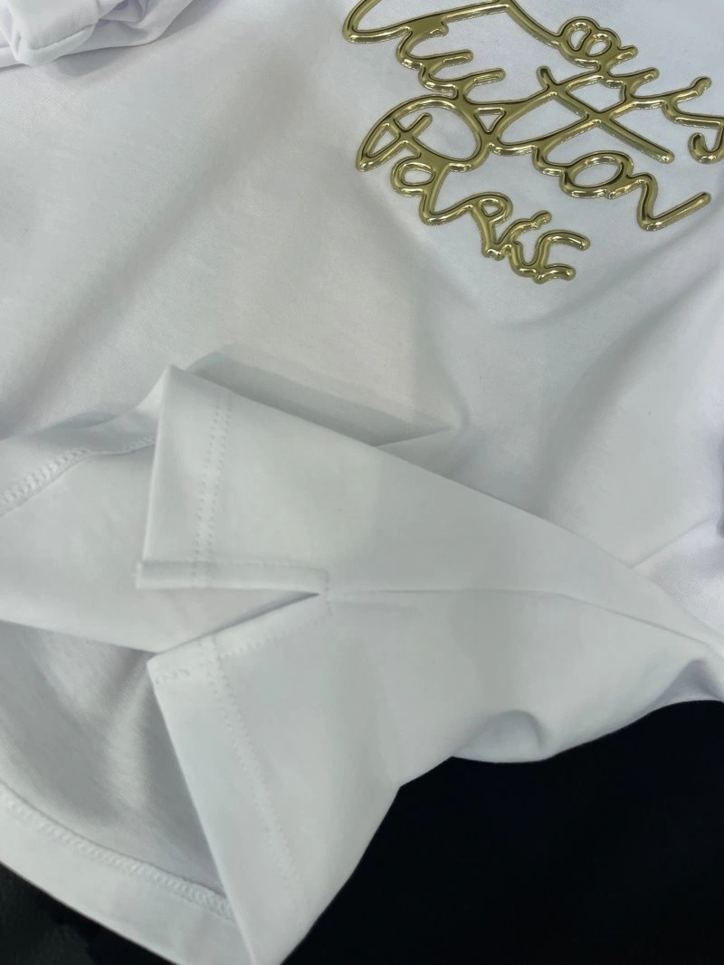 Louis Vuitton T-Shirts Comfortable 130498