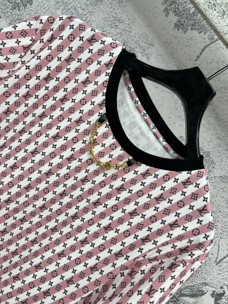 Louis Vuitton T-Shirts Modern 130493