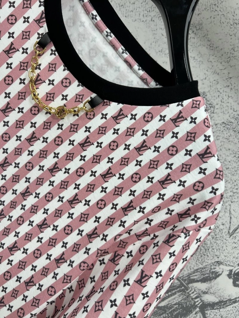 Louis Vuitton T-Shirts Modern 130493