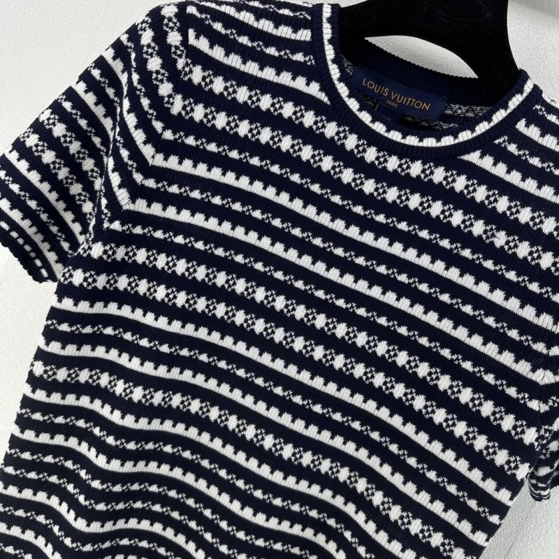 FreshLook Louis Vuitton T-Shirts 130570