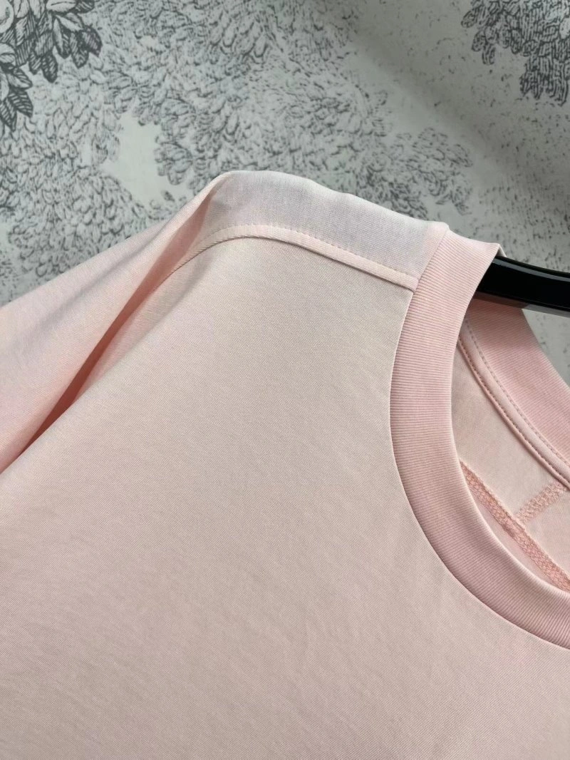 Louis Vuitton T-Shirts Comfortable 130492