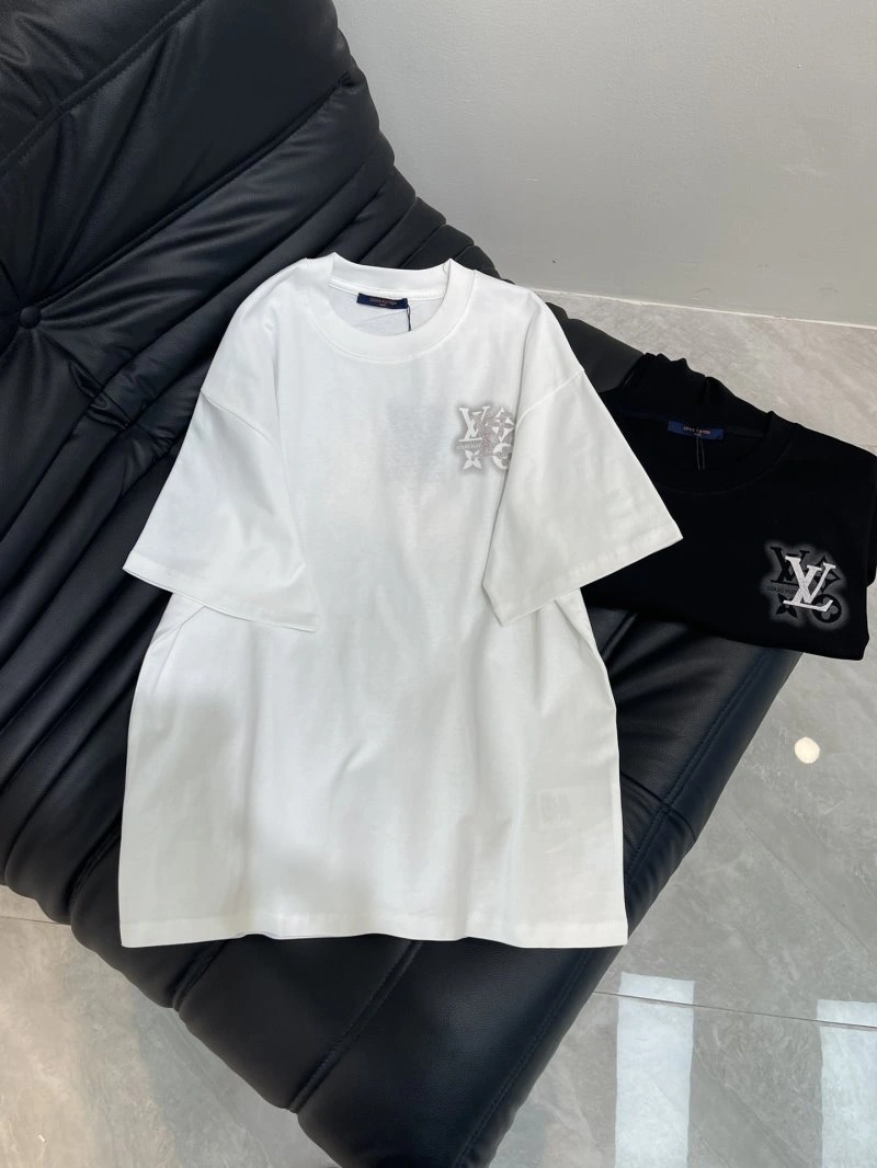 Classic Louis Vuitton T-Shirts 130489