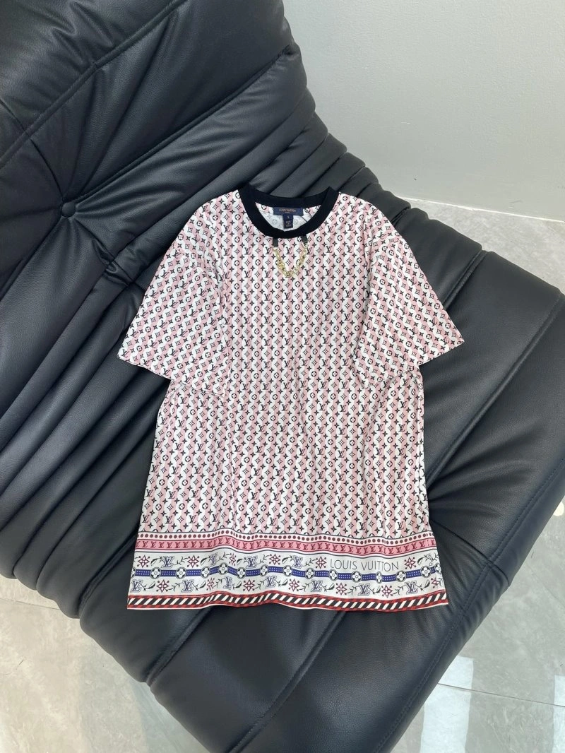 Louis Vuitton T-Shirts Flexible 130490
