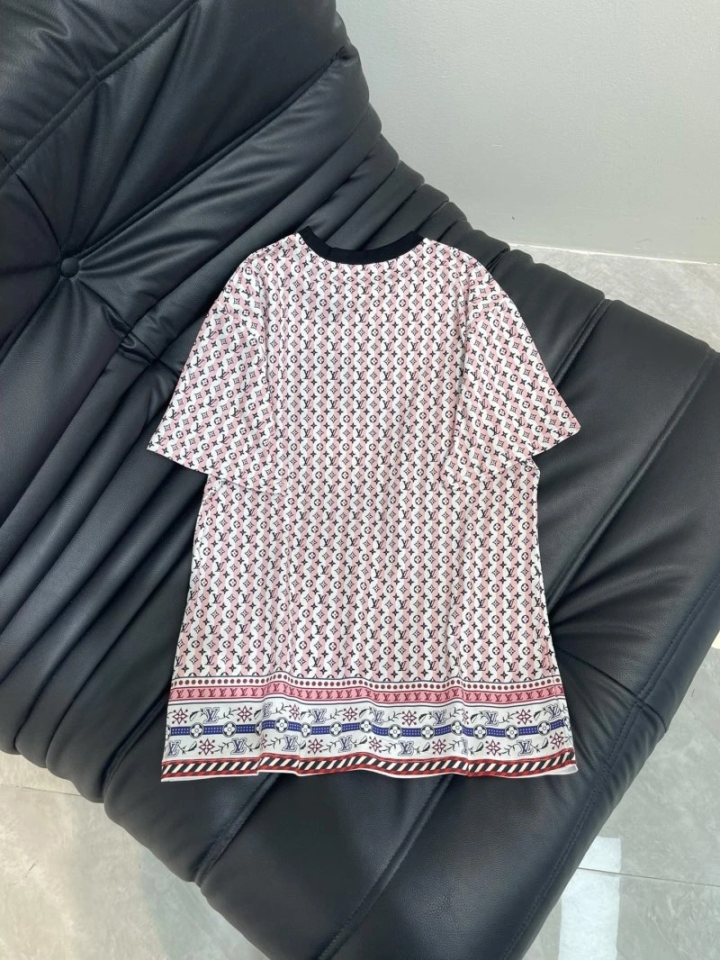 Louis Vuitton T-Shirts Flexible 130490