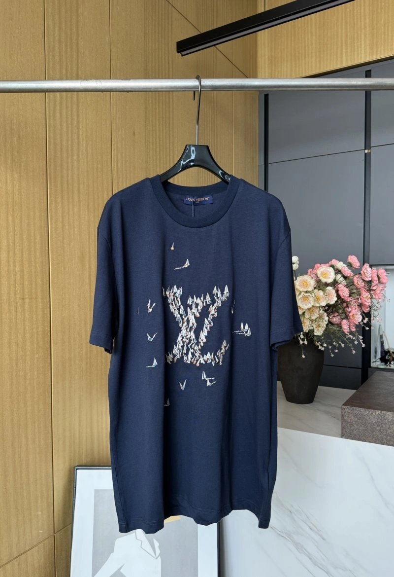 Louis Vuitton T-Shirts Reliable 130487