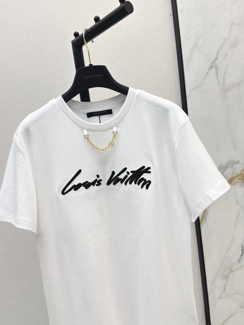 WellDesigned Louis Vuitton T-Shirts 130464
