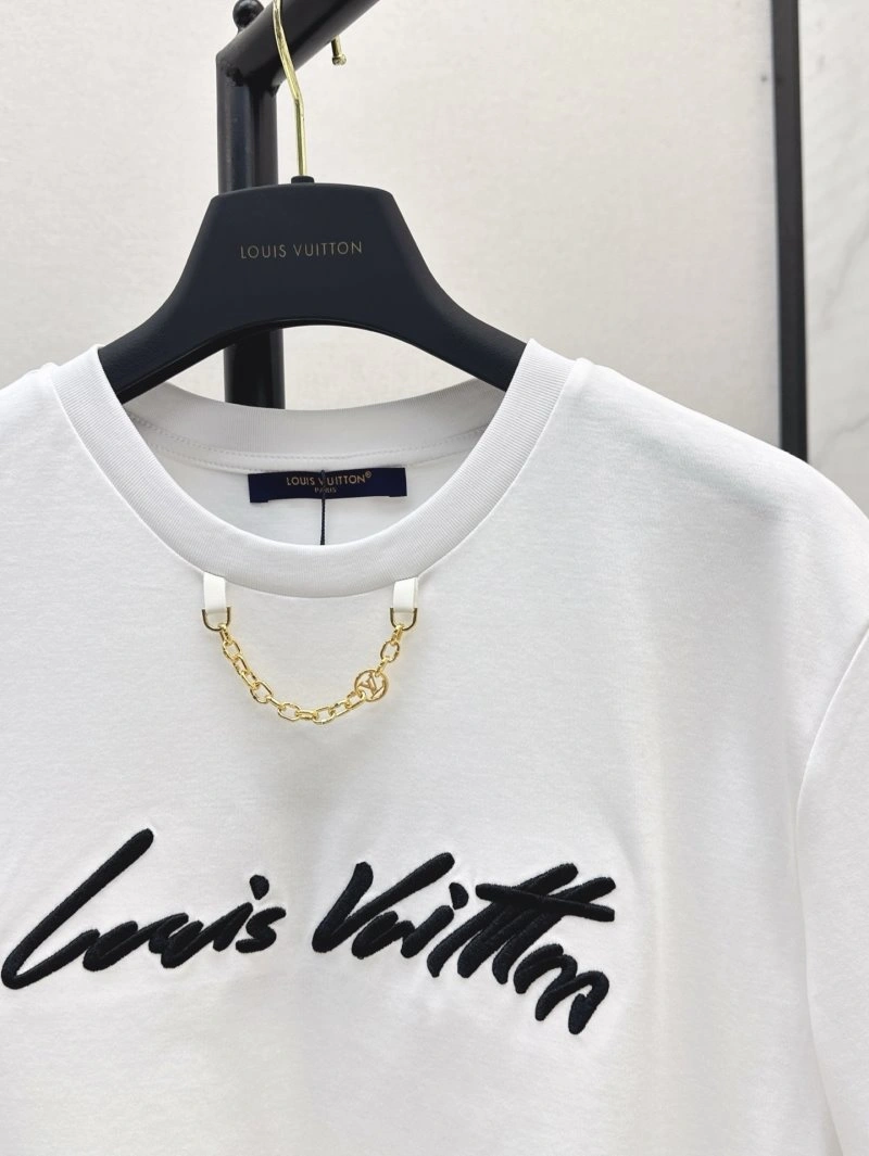 WellDesigned Louis Vuitton T-Shirts 130464