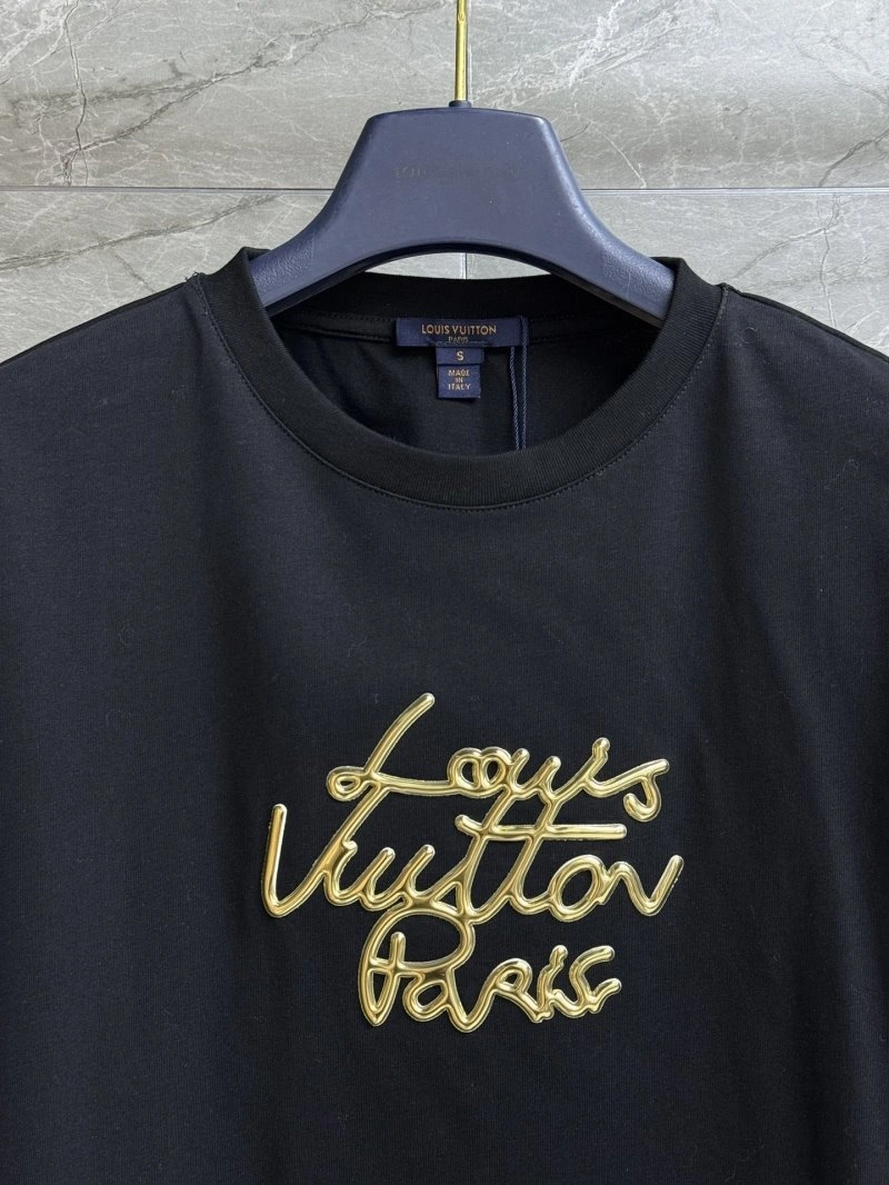 Louis Vuitton T-Shirts Snug 130460