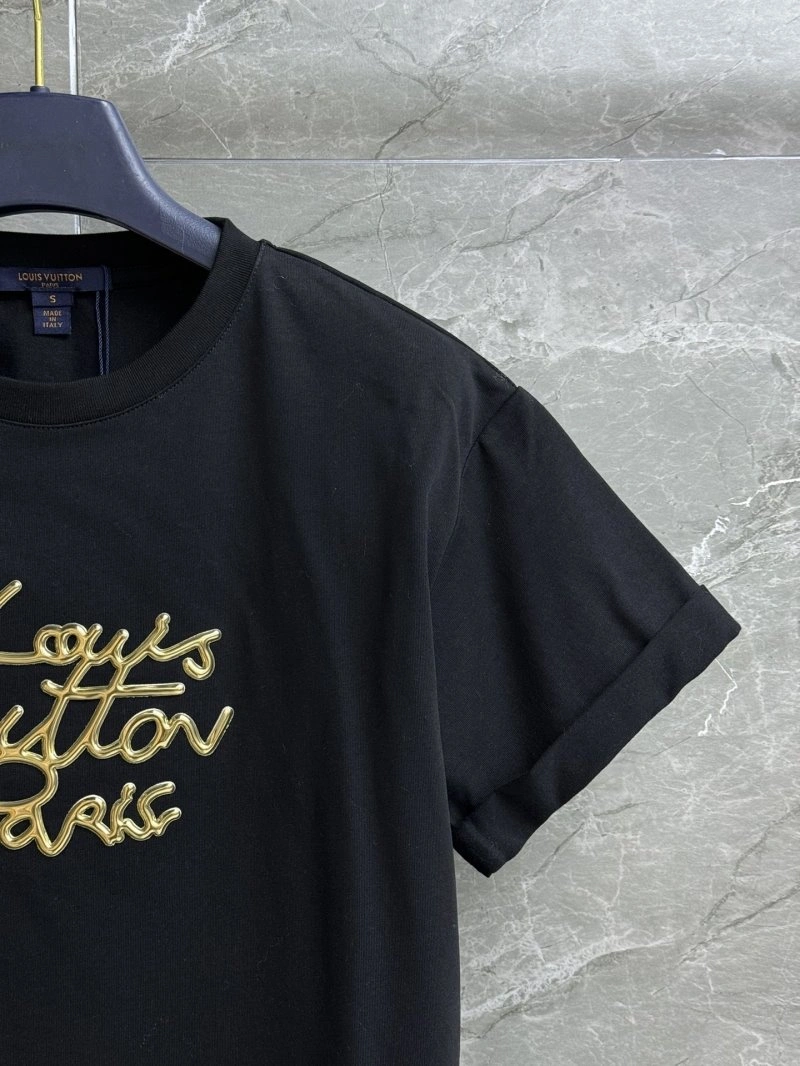 Louis Vuitton T-Shirts Snug 130460