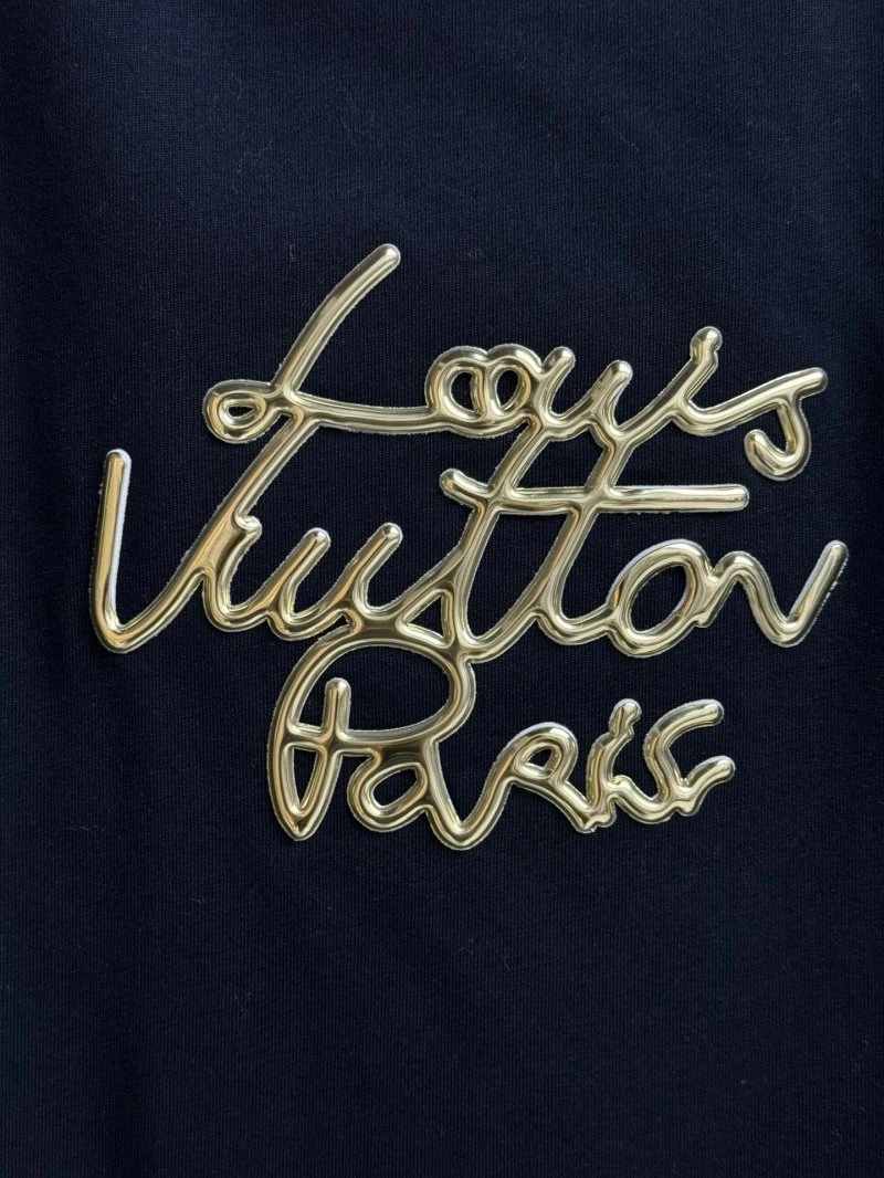 Louis Vuitton T-Shirts Snug 130460