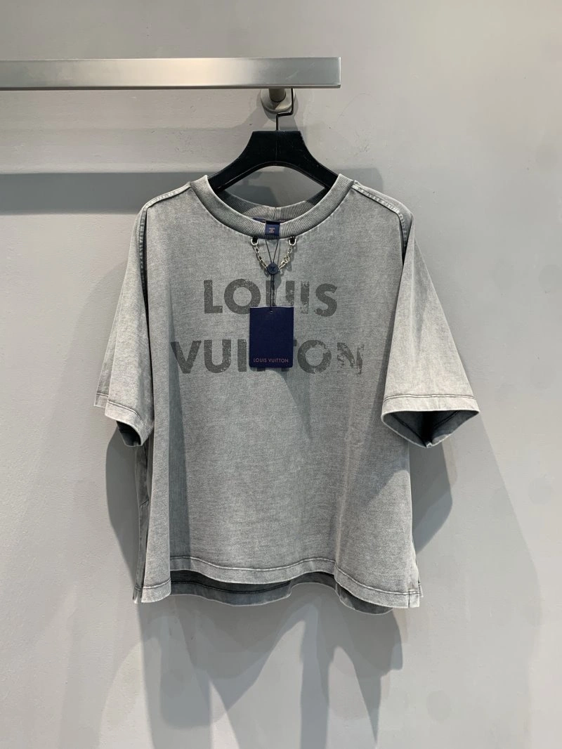 Louis Vuitton T-Shirts TechFriendly 130479