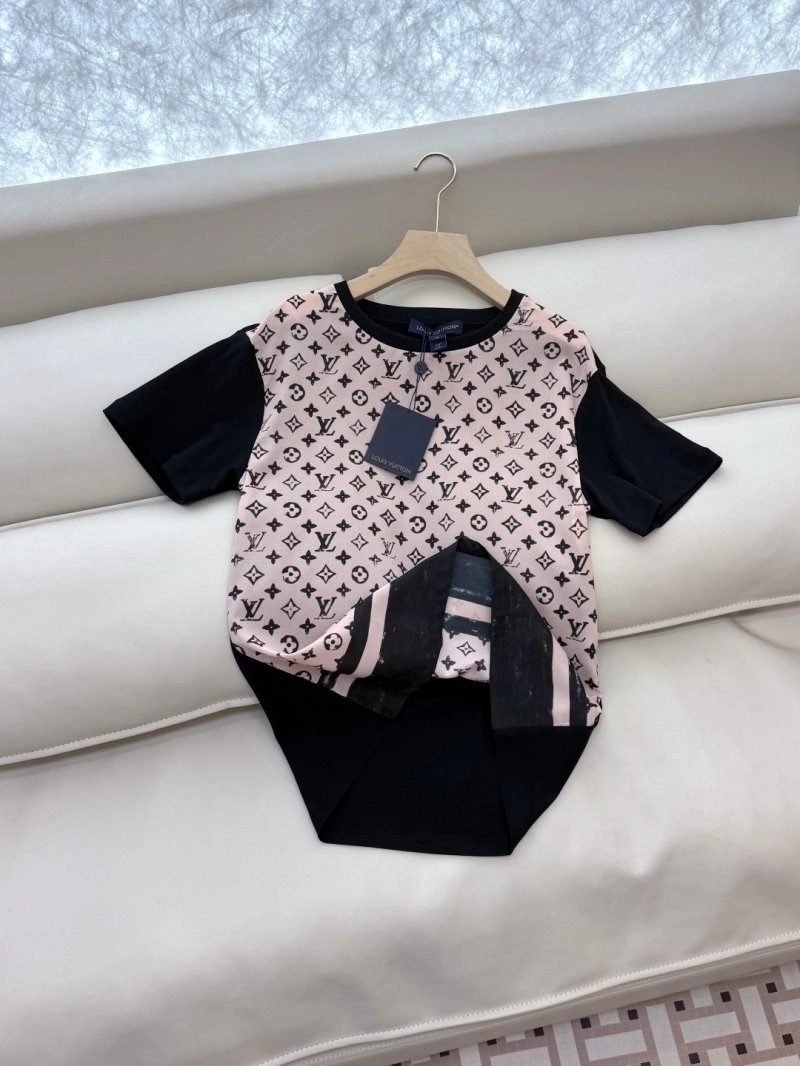 Breathable Louis Vuitton T-Shirts 130471