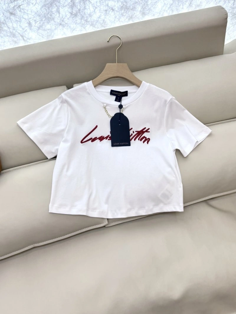 Tailored Louis Vuitton T-Shirts 130456