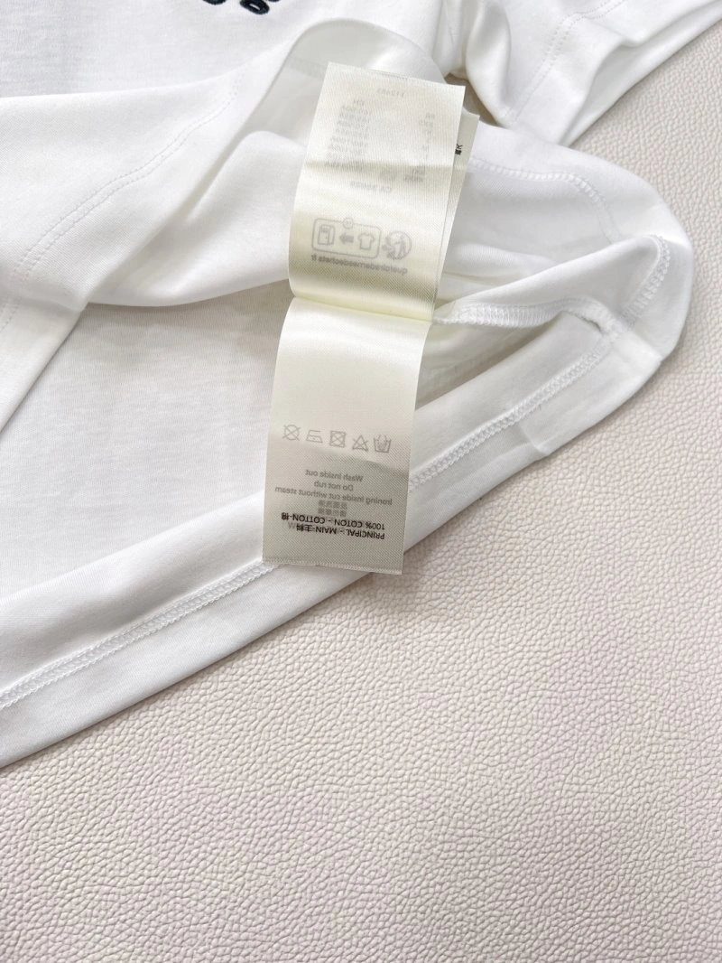Unisex Louis Vuitton T-Shirts 130452
