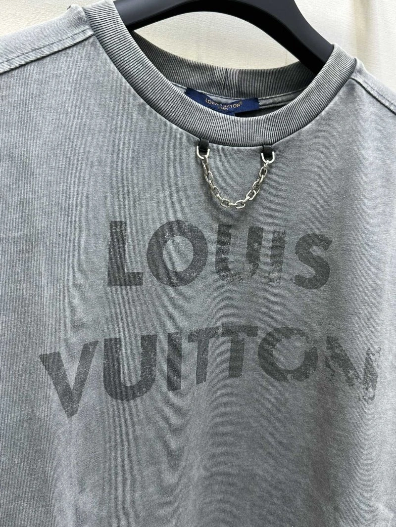 Lightweight Louis Vuitton T-Shirts 130450