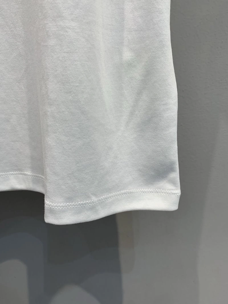 Louis Vuitton T-Shirts Snug 130453