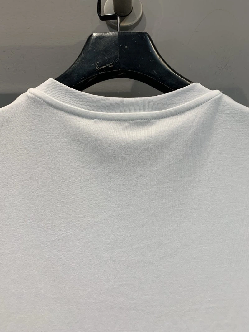 Louis Vuitton T-Shirts Snug 130453