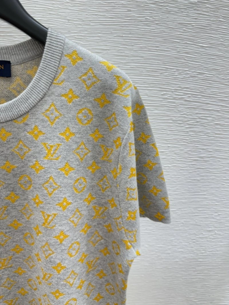Comfortable Louis Vuitton T-Shirts 130427