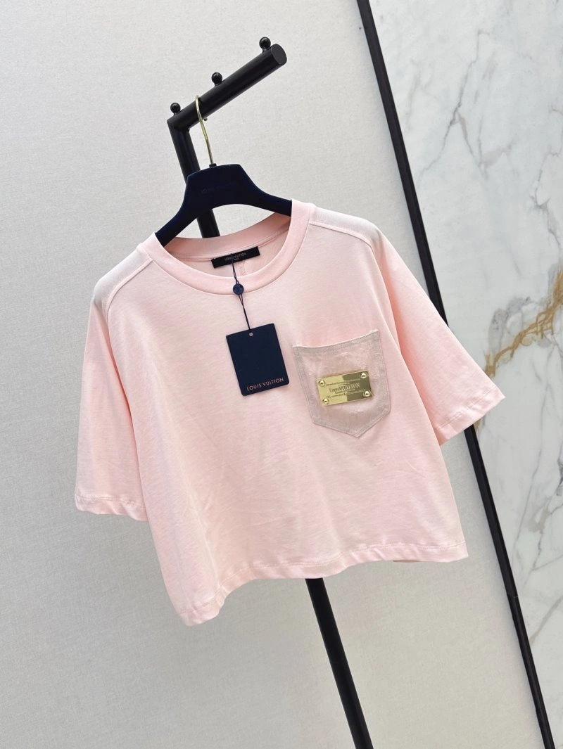 Elegant Louis Vuitton T-Shirts 130434