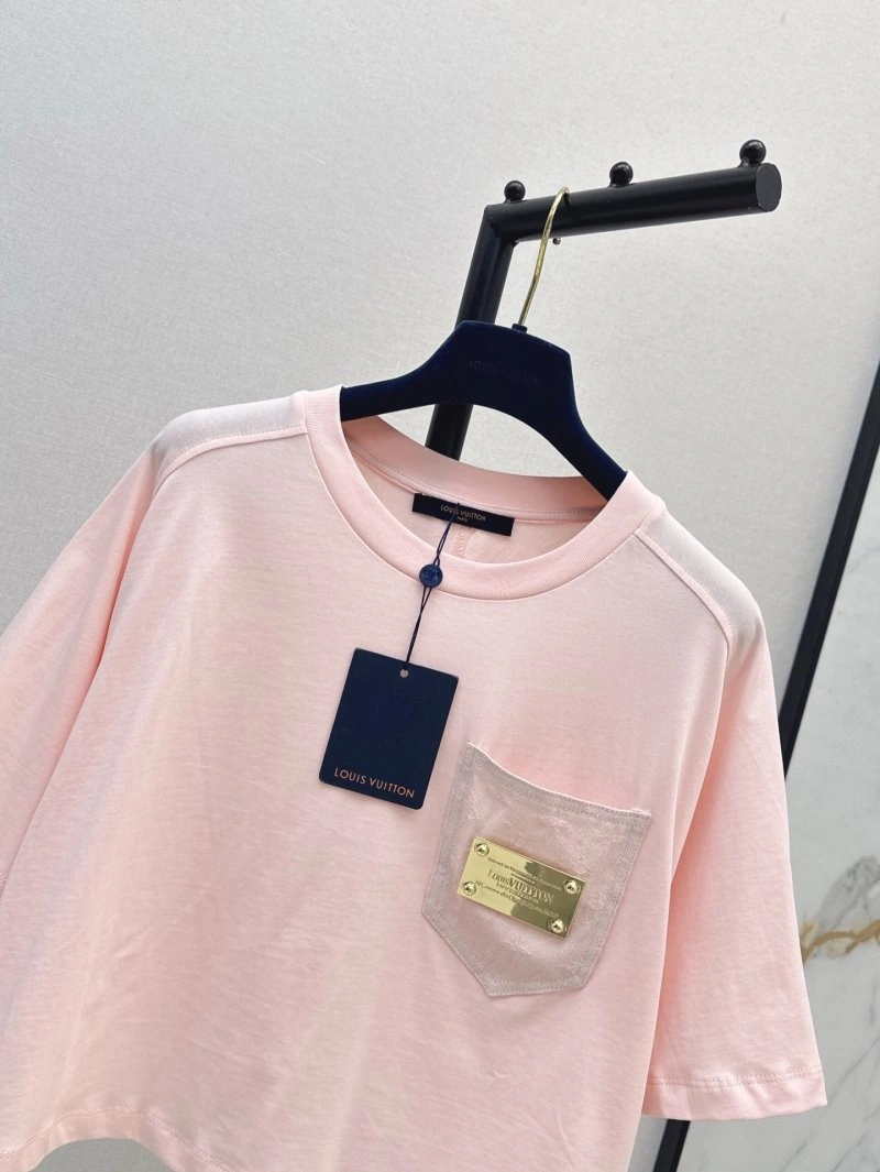 Elegant Louis Vuitton T-Shirts 130434