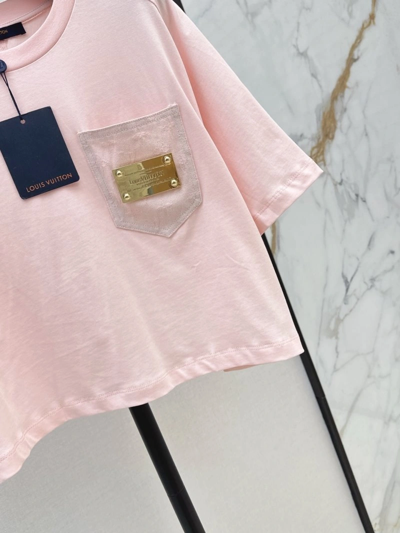 Elegant Louis Vuitton T-Shirts 130434