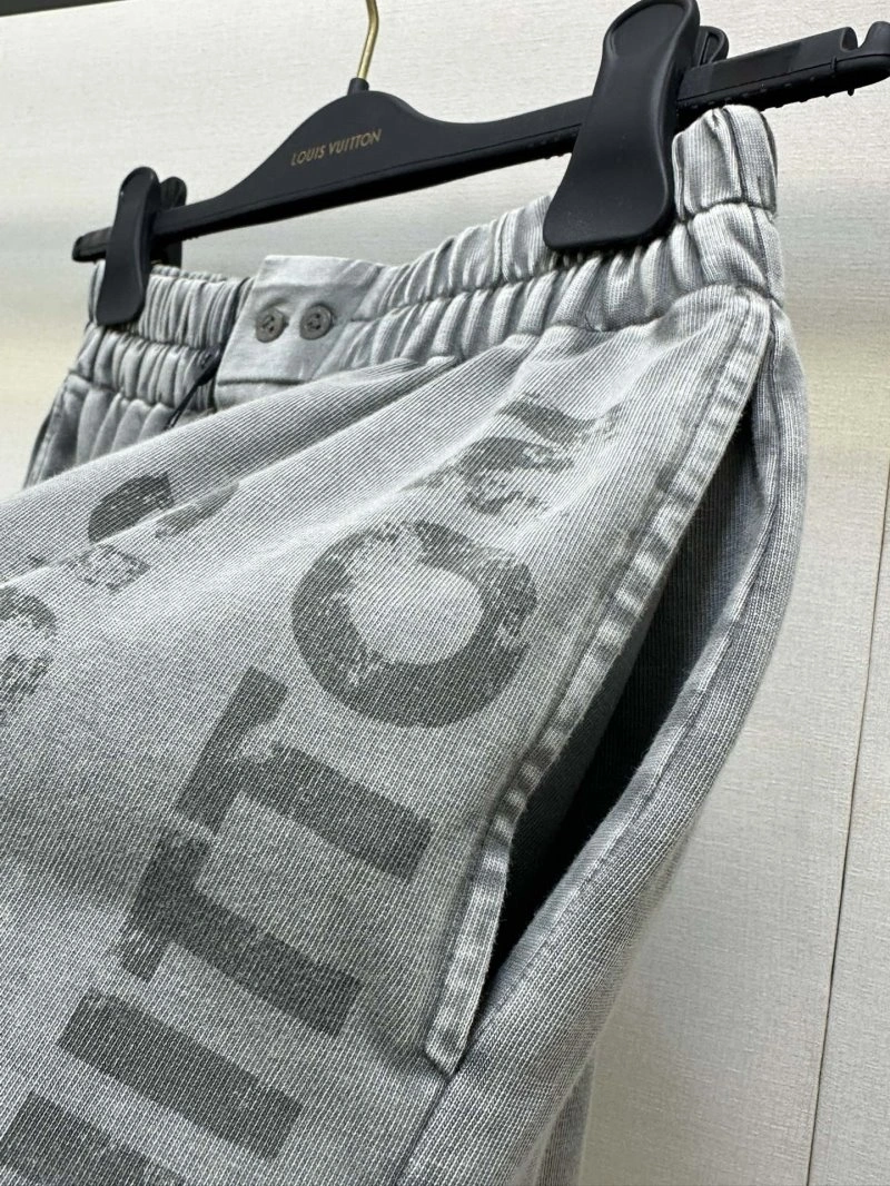 SmoothTexture Louis Vuitton T-Shirts 130430