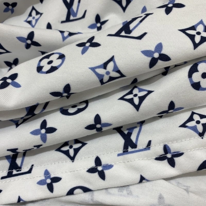Packable Louis Vuitton T-Shirts 130433