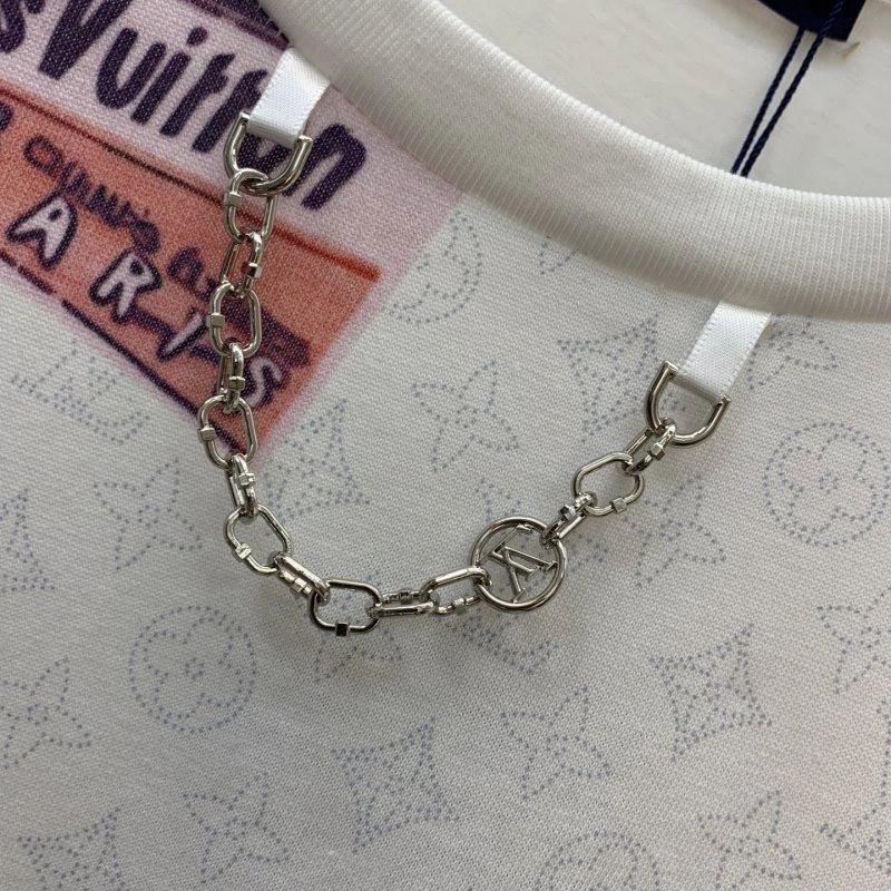 Louis Vuitton T-Shirts OdorResistant 130421