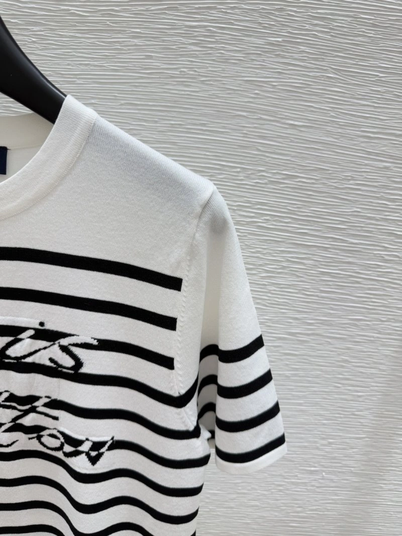 Breathable Louis Vuitton T-Shirts 130423
