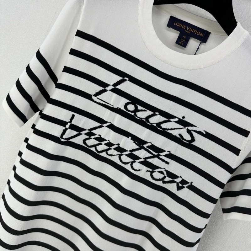 MoistureWicking Louis Vuitton T-Shirts 130419