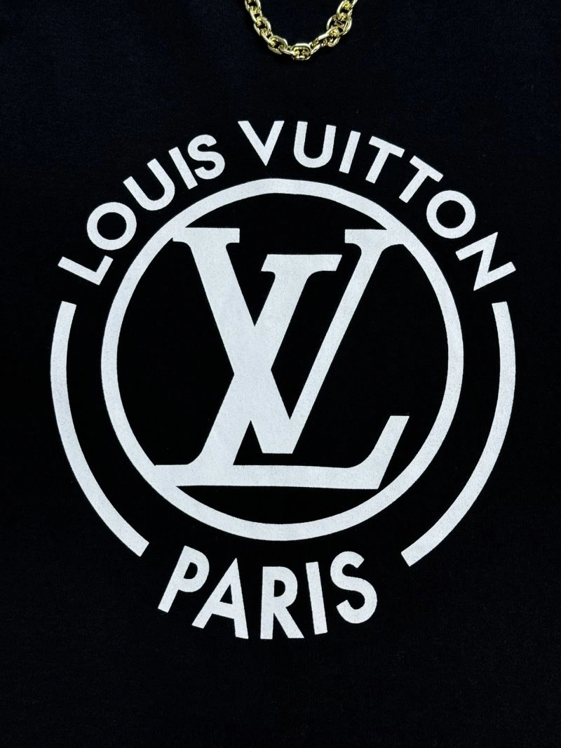 Snug Louis Vuitton T-Shirts 130414