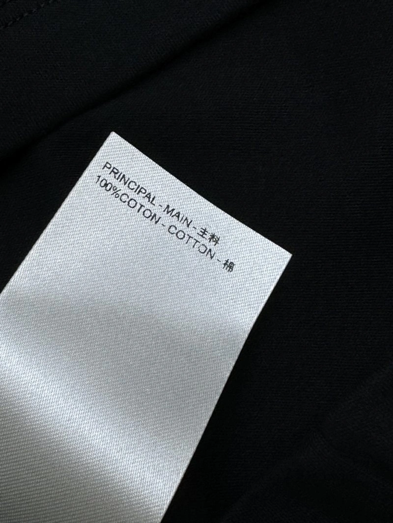 Snug Louis Vuitton T-Shirts 130414
