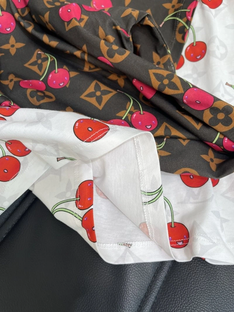 Durable Louis Vuitton T-Shirts 130410