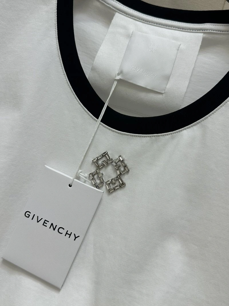 Timeless Louis Vuitton T-Shirts 130400