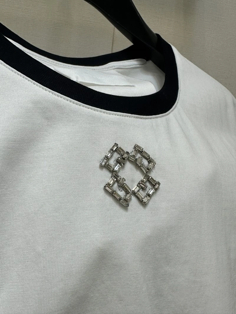 Timeless Louis Vuitton T-Shirts 130400