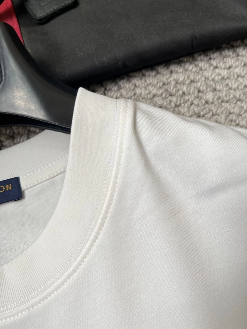 Louis Vuitton T-Shirts TechFriendly 135732