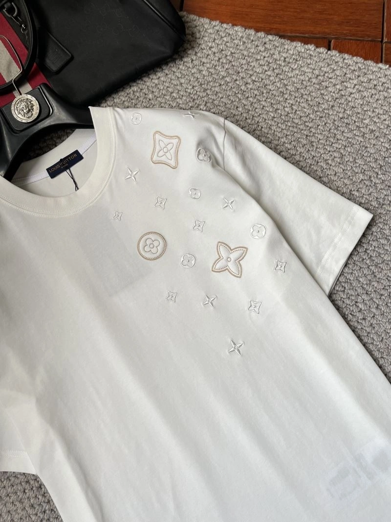 Louis Vuitton T-Shirts EyeCatching 135725
