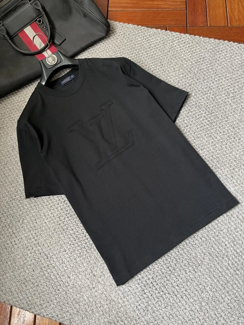 Breathable Louis Vuitton T-Shirts 135720